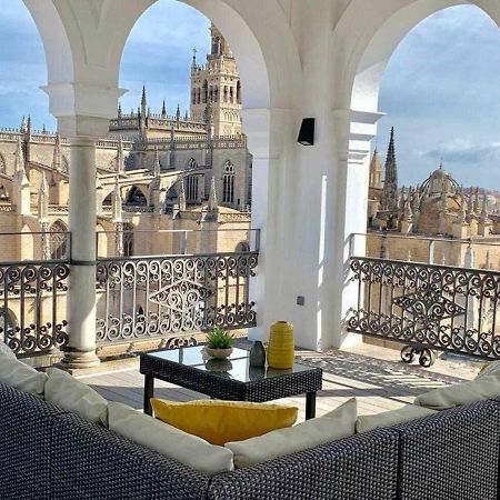 Isg Apartments The Most Exclusive Apartment In Sevillaparking Exterior foto