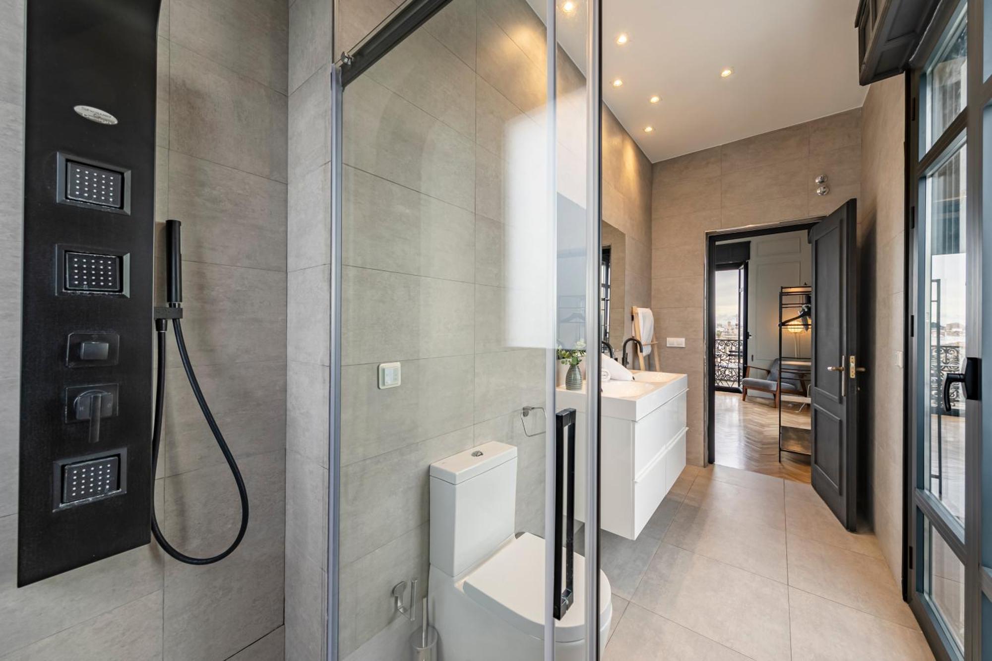 Isg Apartments The Most Exclusive Apartment In Sevillaparking Exterior foto