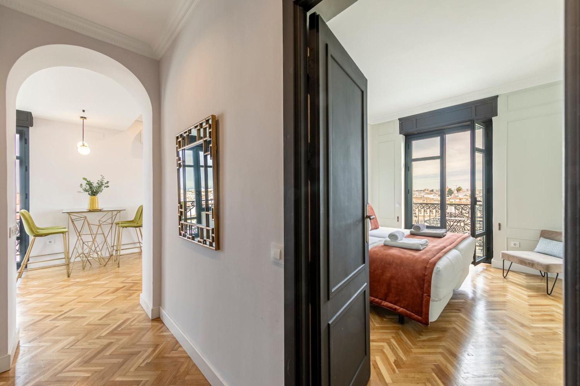 Isg Apartments The Most Exclusive Apartment In Sevillaparking Exterior foto