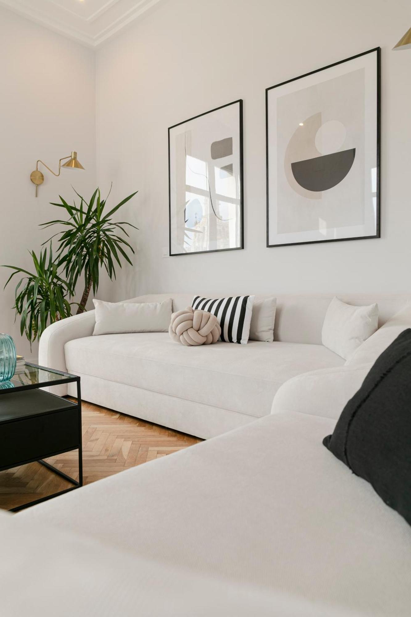Isg Apartments The Most Exclusive Apartment In Sevillaparking Exterior foto