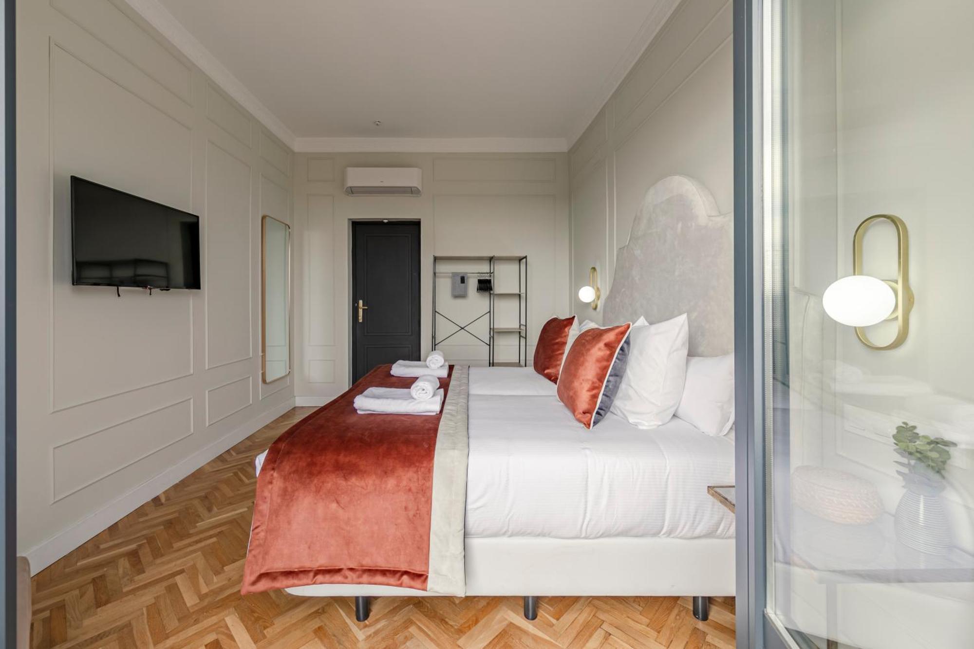 Isg Apartments The Most Exclusive Apartment In Sevillaparking Exterior foto