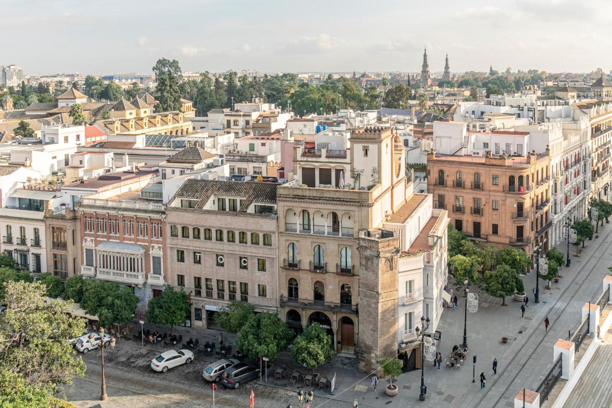 Isg Apartments The Most Exclusive Apartment In Sevillaparking Exterior foto