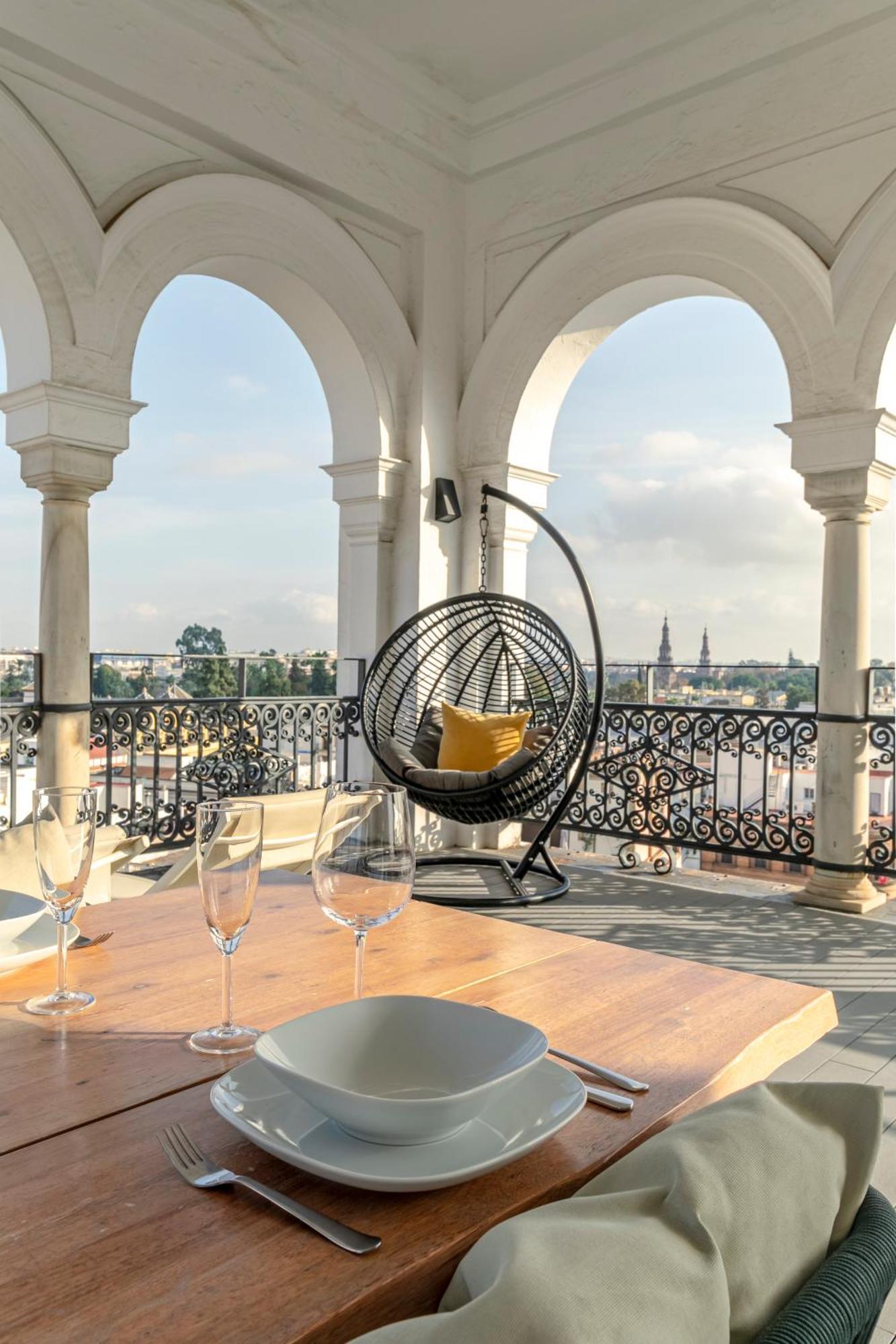 Isg Apartments The Most Exclusive Apartment In Sevillaparking Exterior foto