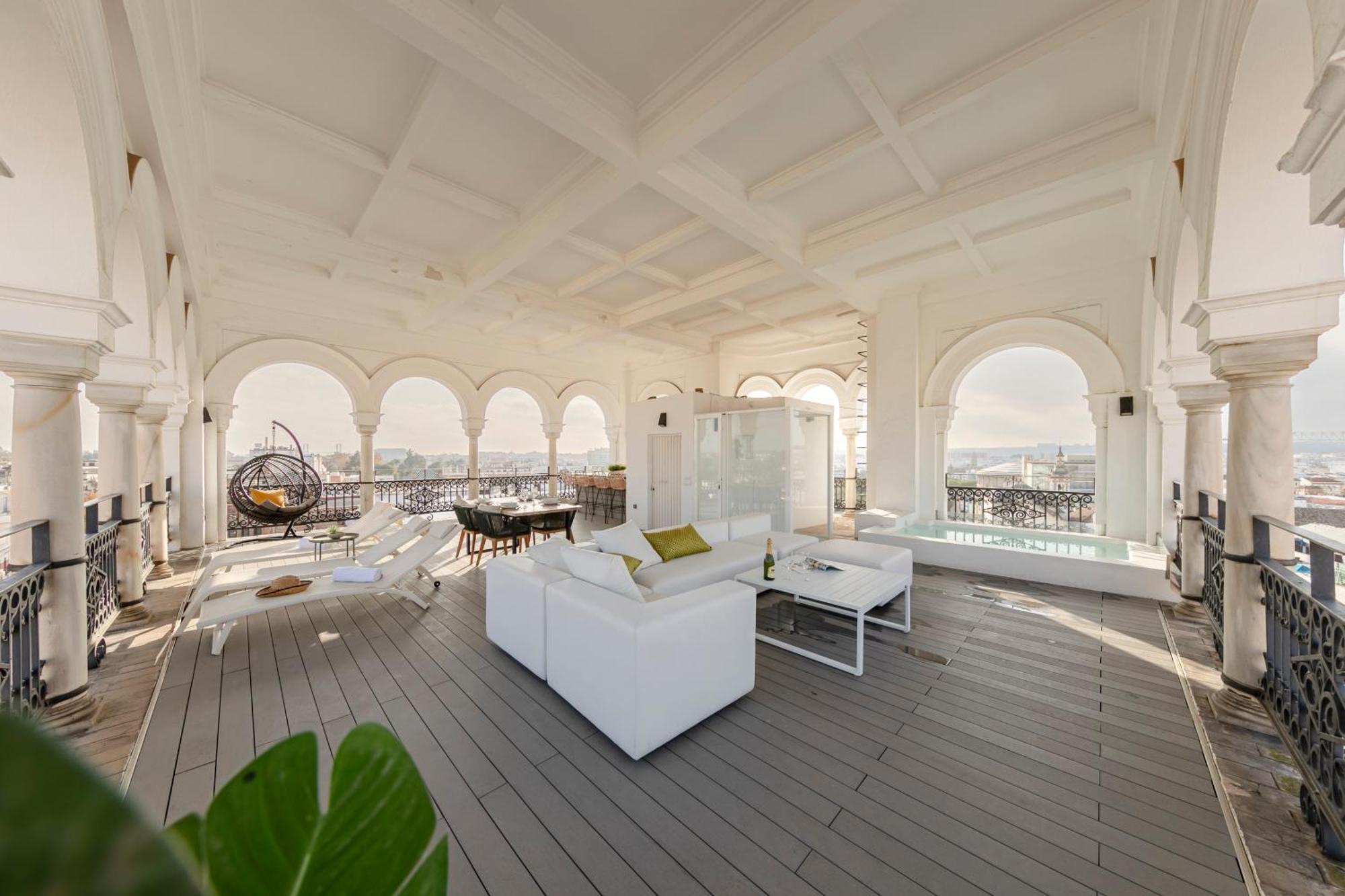 Isg Apartments The Most Exclusive Apartment In Sevillaparking Exterior foto
