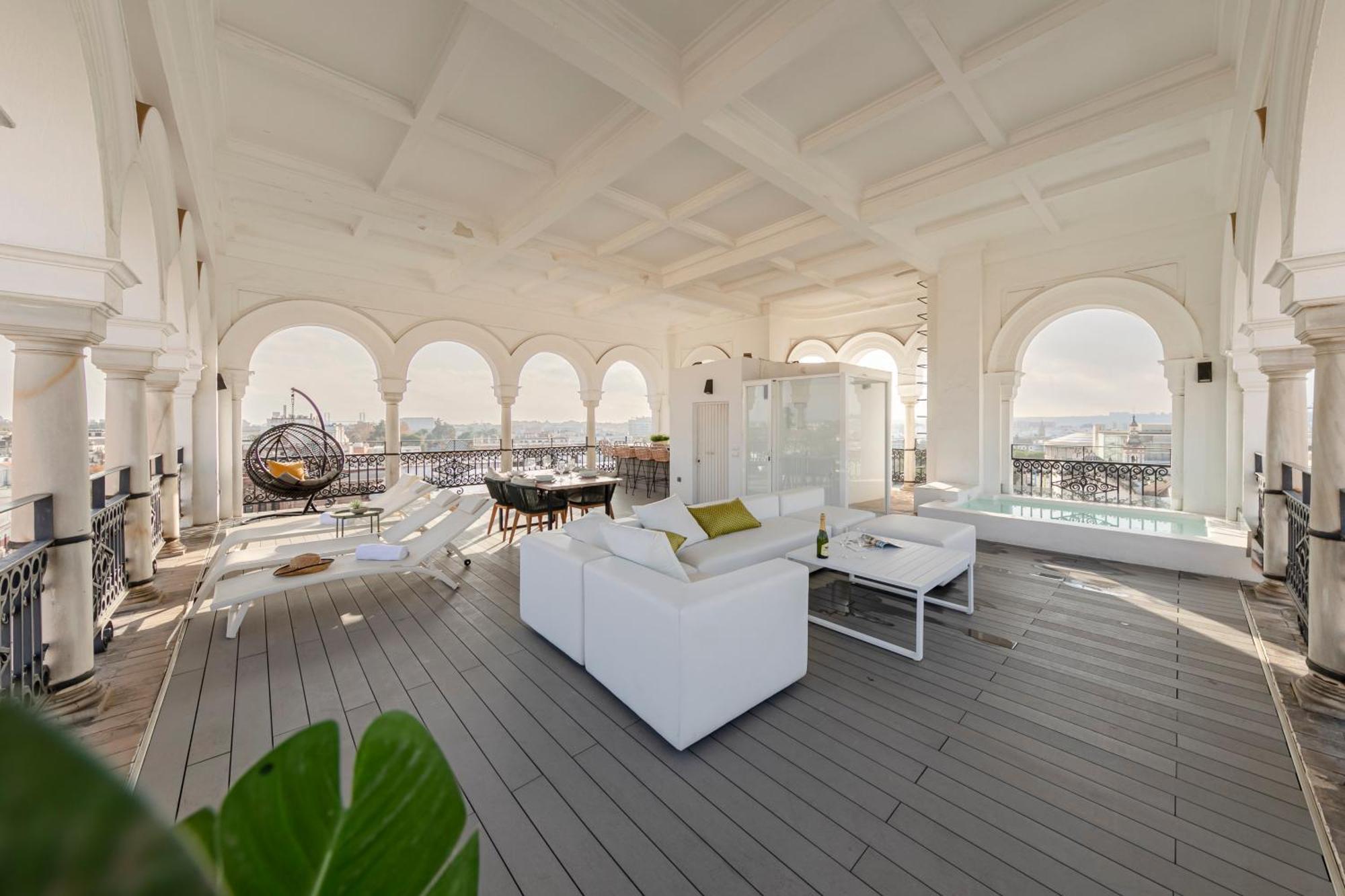 Isg Apartments The Most Exclusive Apartment In Sevillaparking Exterior foto