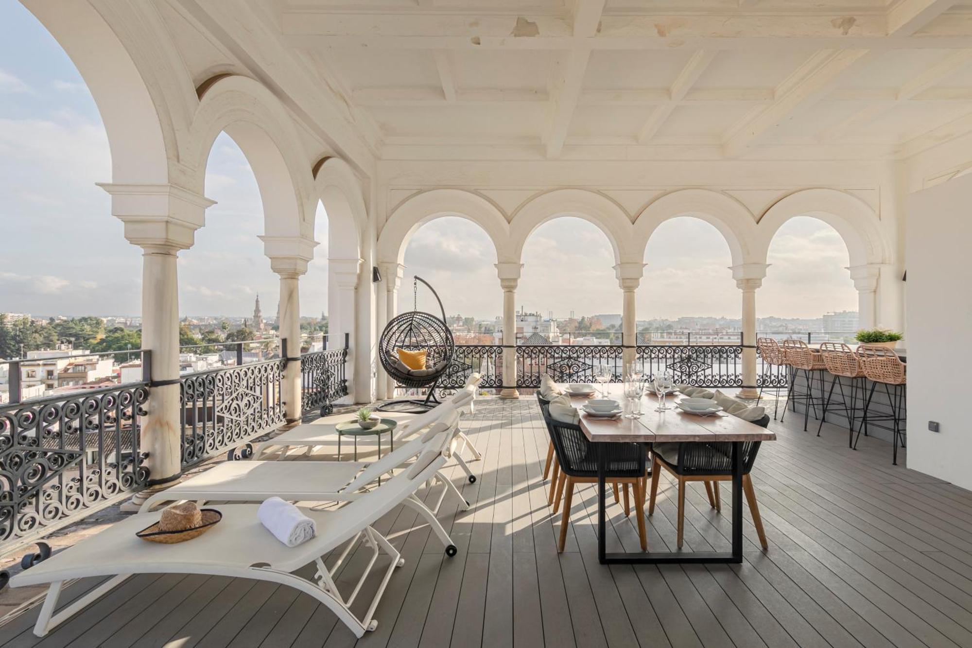 Isg Apartments The Most Exclusive Apartment In Sevillaparking Exterior foto